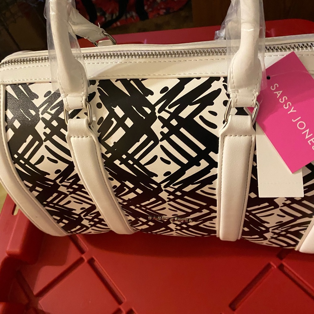 Sassy Jones White and Black Women's Bag